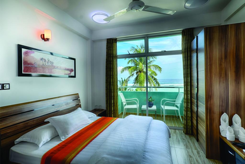 Beach Sunrise Inn Hulhumale Exterior photo